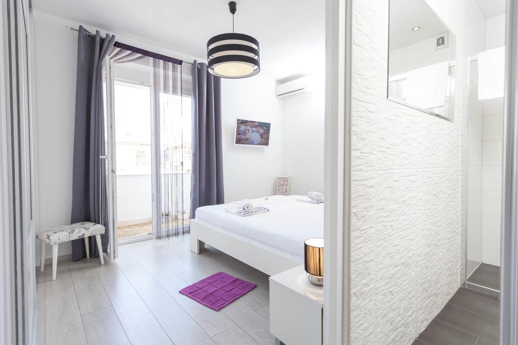 Apartmani Marina มาคาร์สกา ภายนอก รูปภาพ