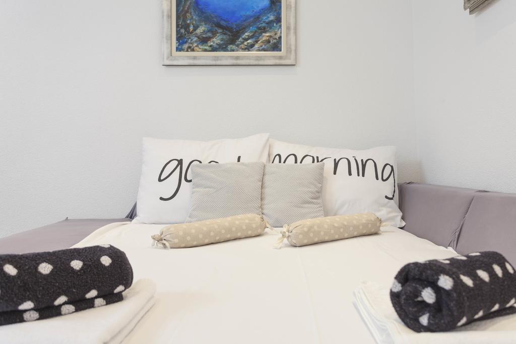 Apartmani Marina มาคาร์สกา ภายนอก รูปภาพ