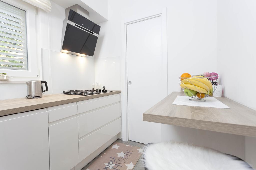 Apartmani Marina มาคาร์สกา ภายนอก รูปภาพ